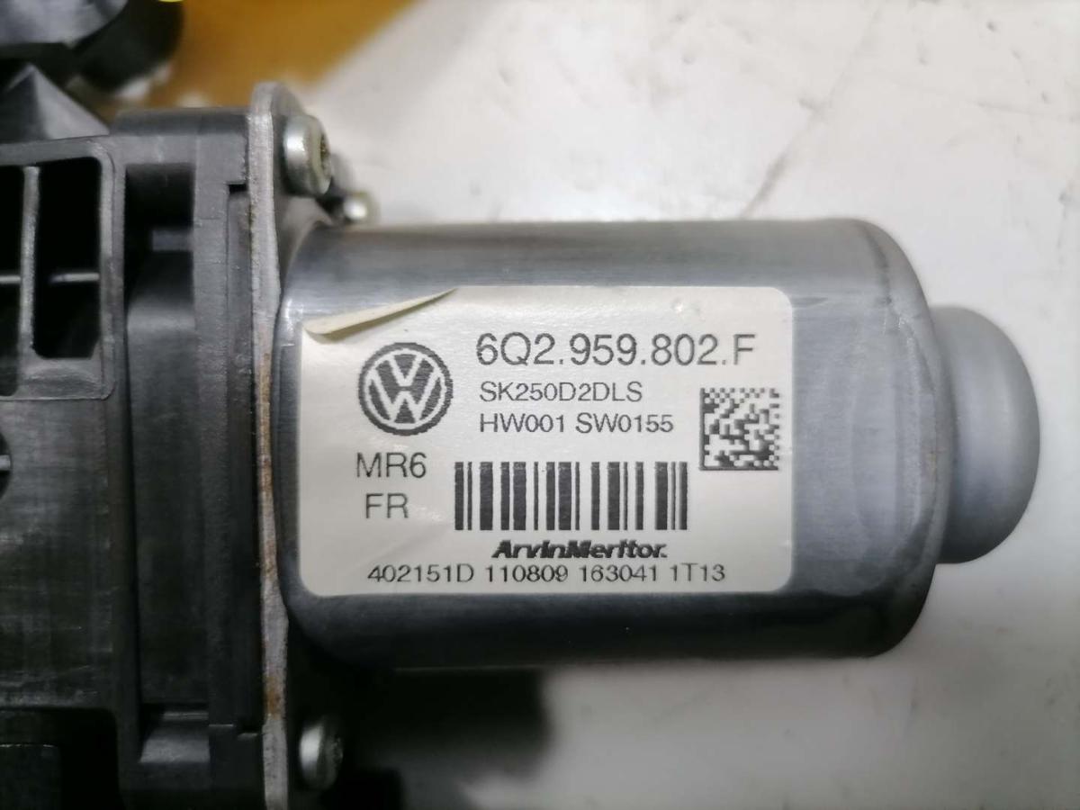 VW Polo 9N3 original Fensterhebermotor vorn links Bj.2009